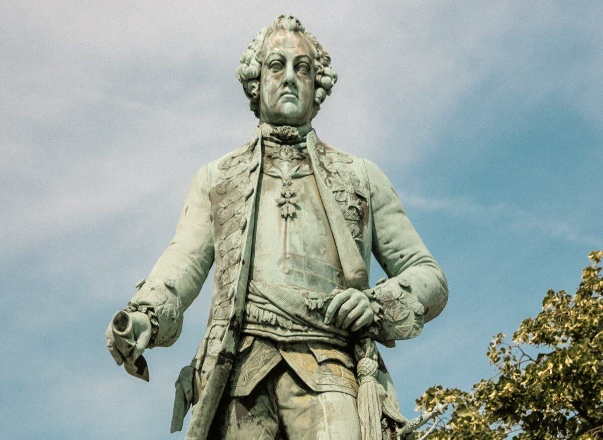 Karel van Lotharingen bijgesneden